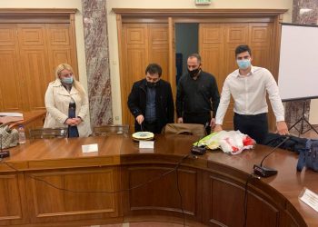ΔΗΜΟΣ ΠΥΡΓΟΥ: Το Γραφείο Εθελοντισμού έκοψε την πίτα του