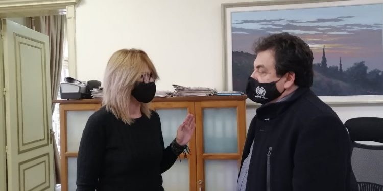 ΔΗΜΑΡΧΟΣ ΠΥΡΓΟΥ: “Πολύ μακριά από τη φιλοσοφία των Λαϊκών αγορών αυτά που σχεδιάζονται”