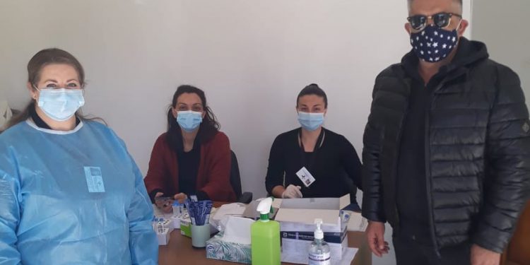 ΔΗΜΟΣ ΠΥΡΓΟΥ: Ολοκληρώθηκαν τα rapid tests covid 19 στο Σκουροχώρι  –  Βρέθηκε ένα θετικό δείγμα