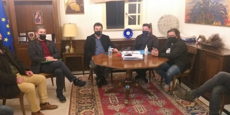 Συνάντηση Δημάρχου Παναγιώτη Αντωνακόπουλου με το σωματείο εστίασης “Διόνυσος” Πύργου