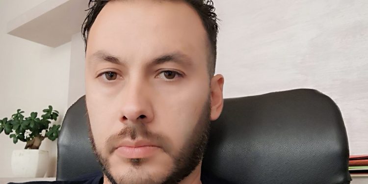 Κωνσταντίνος Φλεβοτόμος για το πρόγραμμα στήριξης της ΠΔΕ: “Οι ελεύθεροι επαγγελματίες – επιχειρήσεις περιμένουμε απαντήσεις”