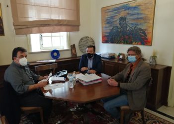 ΔΗΜΟΣ ΠΥΡΓΟΥ: Στάση εργασίας στον Πύργο την ώρα της συνάντησης των επτά Δημάρχων με τον Πρύτανη την Παρασκευή