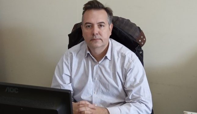 ΘΕΟΔΩΡΟΣ ΛΑΜΠΡΟΣ: “Σήμερα δεν υπάρχουν ηγέτες για επανάσταση”