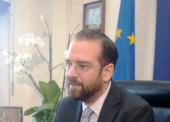 Τριπλάσιοι πόροι για τις ενεργειακές αναβαθμίσεις δημόσιων υποδομών στη Δυτική Ελλάδα – Πάνω από 30 εκ. ευρώ σε 28 έργα