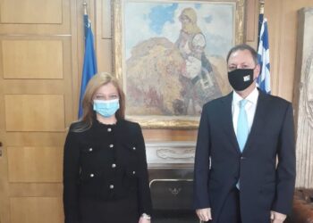 ΔΙΟΝΥΣΙΑ ΑΥΓΕΡΙΝΟΠΟΥΛΟΥ: Επικοινωνία με Λιβανό για την ενίσχυση της σταφίδας