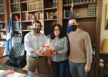 ΔΗΜΟΣ ΠΥΡΓΟΥ: Δώρα από τα παιδιά του ΚΔΑΠμεΑ “Διάπλασις”