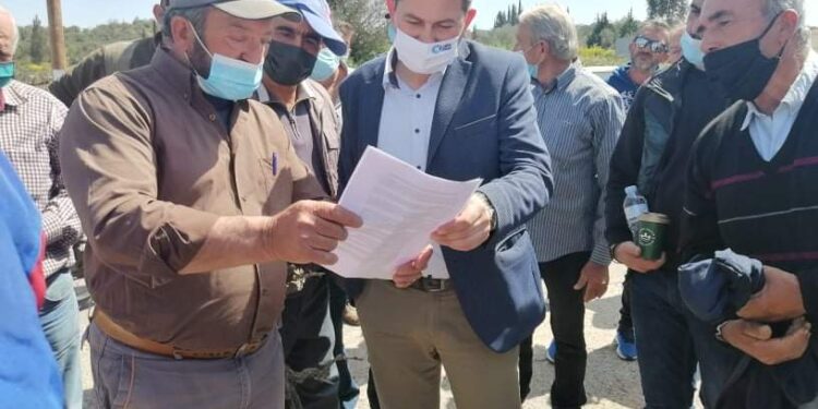 Θ.ΒΑΣΙΛΟΠΟΥΛΟΣ: “Ο ΕΛΓΑ οφείλει να σταθεί στο ύψος των περιστάσεων και να καλύψει εξ ολοκλήρου τις ζημιές στην σταφίδα”