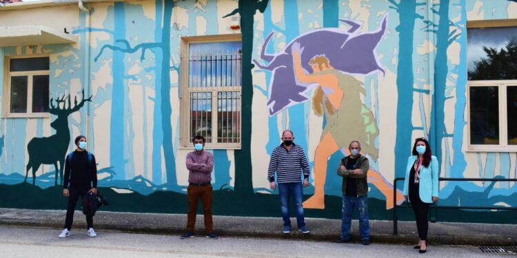 Υπό την αιγίδα του Δήμου Αρχαίας Ολυμπίας το graffiti στο Δημοτικό Σχολείο Λάλα