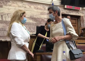 ΔΙΟΝΥΣΙΑ ΑΥΓΕΡΙΝΟΠΟΥΛΟΥ: Συνάντηση με Επίτροπο Βεστάγκερ για το Πάτρα – Πύργος