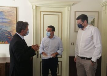 Συναντήσεις του Αλ. Τσίπρα με Γ. Παναγιωτόπουλο και Ν. Γιαννάρου