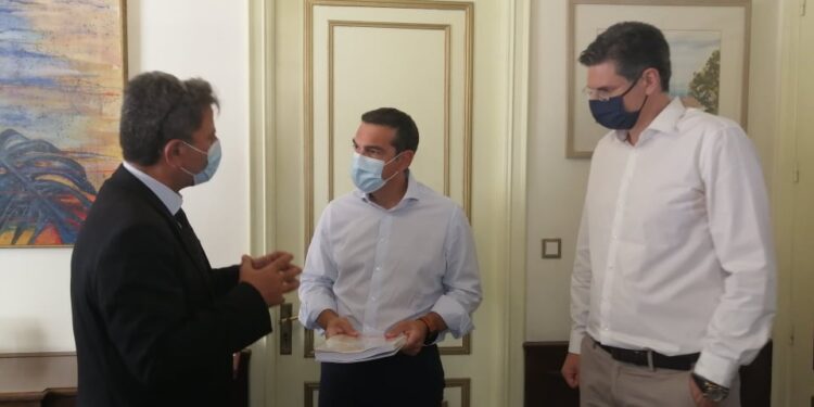 Συναντήσεις του Αλ. Τσίπρα με Γ. Παναγιωτόπουλο και Ν. Γιαννάρου