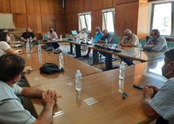 Σύσκεψη υπό τον Αντιπεριφερειάρχη Π.Ε Ηλείας Β. Γιαννόπουλο, με Διοικήσεις ΓΟΕΒ Πηνειού – Αλφειού και ΤΟΕΒ