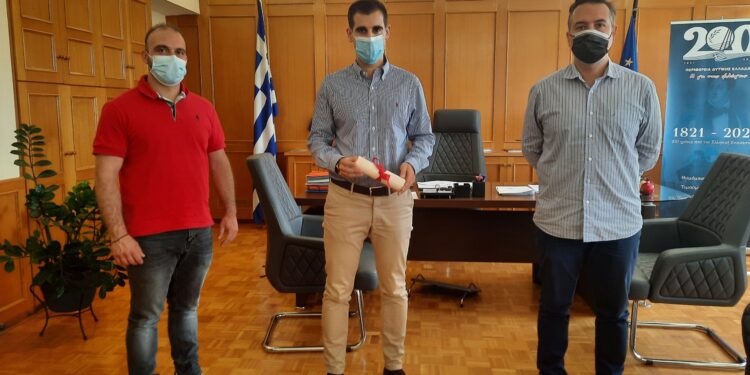 Συνάντηση Αντιπεριφερειάρχη Π.Ε Ηλείας Β. Γιαννόπουλου με μέλη του Δ.Σ. Συλλόγου Φίλων Ιστορίας «Χαράλαμπος Βιλαέτης»