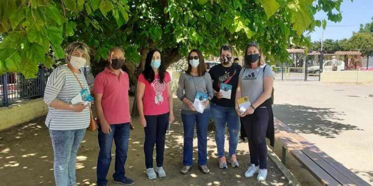 ΔΗΜΟΣ ΠΥΡΓΟΥ: Διανομή ενημερωτικών φυλλαδίων για το διήμερο εκδηλώσεων για την Παγκόσμια Ημέρα Περιβάλλοντος (φωτος)
