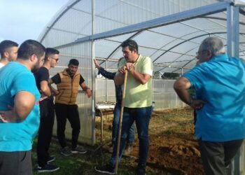 Επίσκεψη στελεχών του ΣΥΡΙΖΑ- Μπαλαούρα ΣΔΕ Βάρδας και ΙΕΚ Λεχαινών