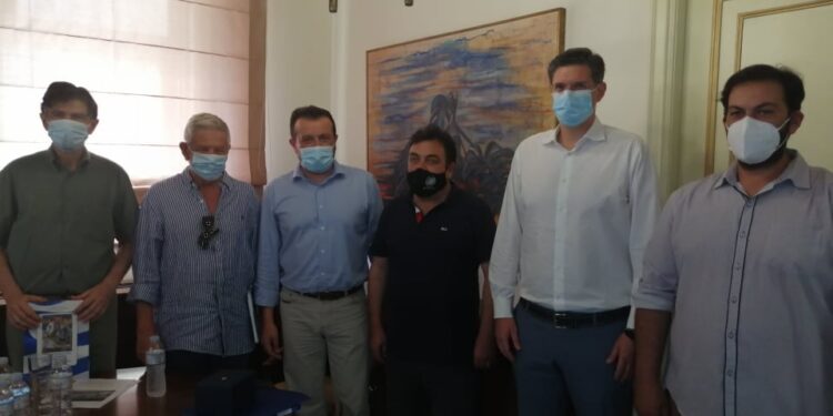 ΔΗΜΟΣ ΠΥΡΓΟΥ  Επίσκεψη του βουλευτή ΣΥΡΙΖΑ Νίκου Παππά στον δήμαρχο Πύργου Παναγιώτη Αντωνακόπουλου για το σιδηροδρομικό δίκτυο του νομού