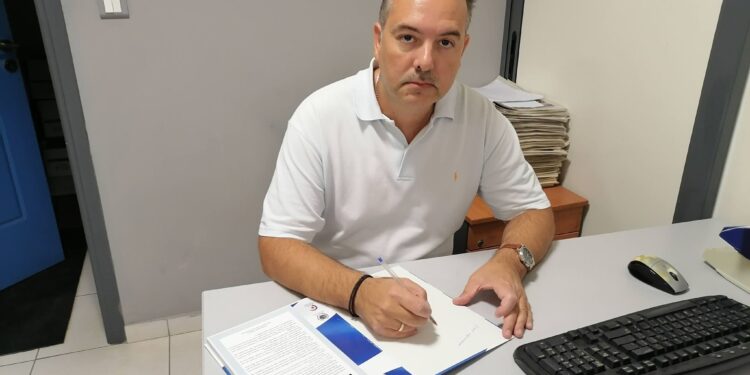 ΘΕΟΔΩΡΟΣ ΛΑΜΠΡΟΣ: “Να αγαπήσουμε την ιστορία μας”