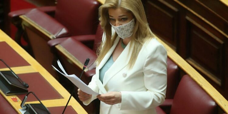ΔΙΟΝΥΣΙΑ ΑΥΓΕΡΙΝΟΠΟΥΛΟΥ: Δήλωση με αφορμή την συζήτηση πολιτικών αρχηγών για τη διαχείριση των πυρκαγιών και την επόμενη μέρα