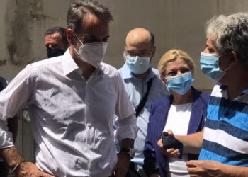 ΔΙΟΝΥΣΙΑ ΑΥΓΕΡΙΝΟΠΟΥΛΟΥ: “Και ο Πρωθυπουργός μας στο μέτωπο της πυρκαγιάς. Είμαστε όλοι στην πρώτη γραμμή”