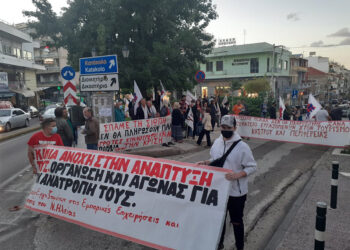 Συνδικάτο Οικοδόμων Νομού Ηλείας: “Δυναμώνουμε την αλληλεγγύη μας σε όλους τους πυροπαθείς! Μετατρέπουμε την οργή μας σε οργανωμένο αγώνα!”