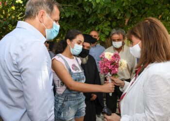 Κατερίνα Σακελλαροπούλου: “Πρέπει να μείνουν στον τόπο τους οι νέοι άνθρωποι” (φωτος)