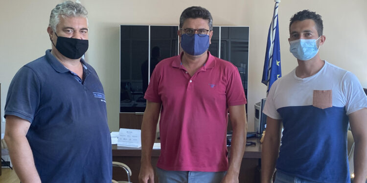 Τον Δήμαρχο Ανδραβίδας-Κυλλήνης κ. Λέντζα Γ. επισκέφτηκε ο Πρόεδρος ξενοδοχοϋπαλλήλων Ν. Ηλείας
