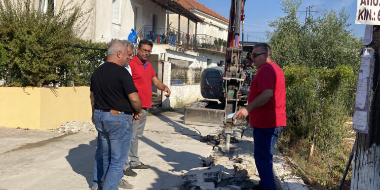 Επίβλεψη Δημάρχου στις εργασίες αντικατάστασης του Κεντρικού Αγωγού Ύδρευσης στη Κοινότητα Νησίου του Δήμου Ανδραβίδας-Κυλλήνης