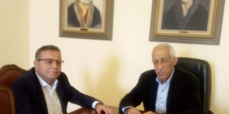 ΔΗΜΟΣ ΠΗΝΕΙΟΥ: Συνάντηση Ανδρέα Μαρίνου-Γιάννη Λυμπέρη