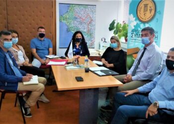 Πιάνουν δουλειά οι επιτροπές για τις ζημιές από τις πυρκαγιές στις αγροτικές εκμεταλλεύσεις