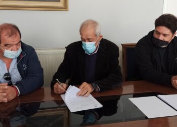 ΔΗΜΟΣ ΗΛΙΔΑΣ: Υπεγράφη η σύμβαση για την οδοποιία στη Δ.Ε. Αμαλιάδας
