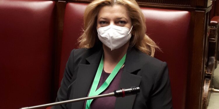 ΔΙΟΝΥΣΙΑ ΑΥΓΕΡΙΝΟΠΟΥΛΟΥ: Συνάντηση με τον Πάπα Φραγκίσκο στο Βατικανό Κοινό πεδίο δράσης για το περιβάλλον