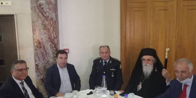 ΔΗΜΟΣ ΠΥΡΓΟΥ: Δεξίωση για τον εορτασμό του προστάτη Αγίου Αρτεμίου και της Ημέρας της Ελληνικής Αστυνομίας (φωτος)