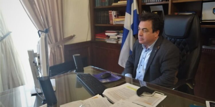 ΔΗΜΟΣ ΠΥΡΓΟΥ: Ο Δήμαρχος Πύργου Παναγιώτης Αντωνακόπουλος σε τηλεδιάσκεψη για “Δράσεις ανάπλασης πληγέντων δήμων”