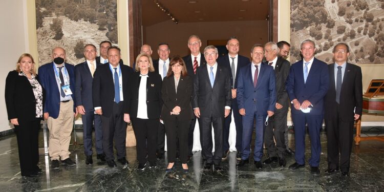 Υπογράφηκε στην Αρχαία Ολυμπία η Ολυμπιακή Εκεχειρία