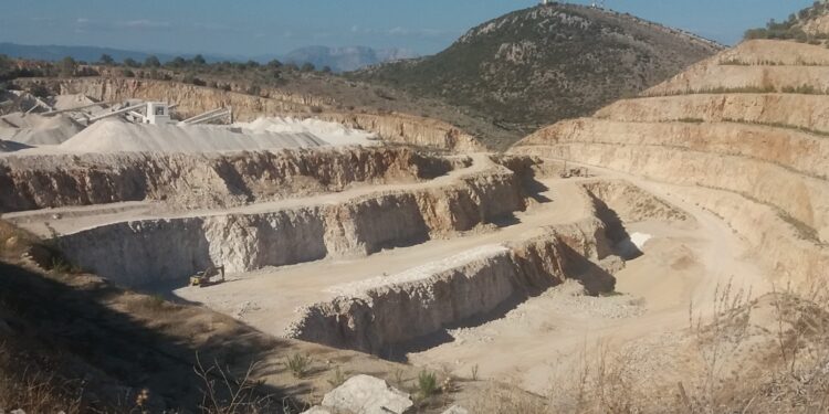 ΟΙΚΟΛΟΓΙΚΗ ΔΥΤΙΚΗ ΕΛΛΑΔΑ: “Με τι υλικά θα γίνει η «Πατρών – Πύργου”;