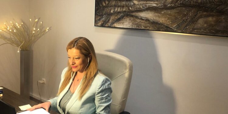 ΔΙΟΝΥΣΙΑ ΑΥΓΕΡΙΝΟΠΟΥΛΟΥ: “Να γίνει επιχειρηματικό πάρκο περιβαλλοντικής και ενεργειακής καινοτομίας στην Ηλεία”