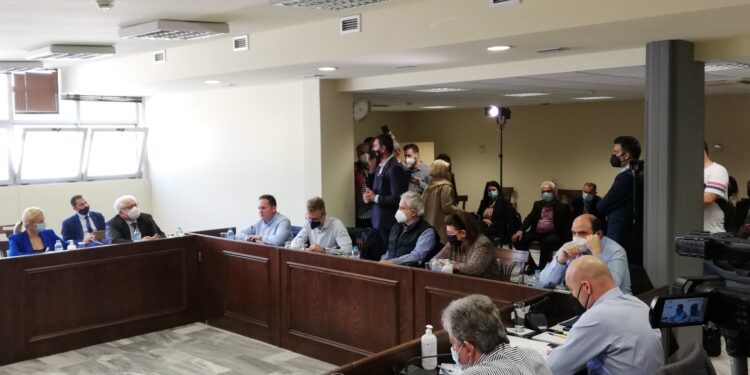 Η Διονυσία Αυγερινοπούλου στη σύσκεψη για τις πυρόπληκτες περιοχές στην Αρχαία Ολυμπία
