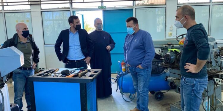 ΑΝΔΡΕΑΣ ΝΙΚΟΛΑΚΟΠΟΥΛΟΣ: “Η Ηλεία θα έχει κυρίαρχο ρόλο στην επαγγελματική εκπαίδευση”