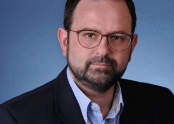 ΝΙΚΟΣ ΚΟΡΟΒΕΣΗΣ: “Άδικη μεταχείριση για τους μαθητές οι συγχωνεύσεις σχολικών τμημάτων”