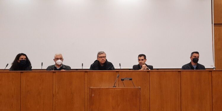 Σύσκεψη υπό τον Αντιπεριφερειάρχη Π.Ε Ηλείας Β. Γιαννόπουλο, με προέδρους Τ.Κ, για την δωρεά ελαιοδέντρων από το Αμερικάνικο Ίδρυμα «Αρετή»