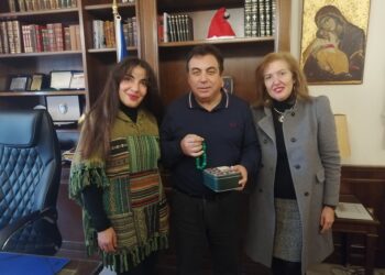 ΔΗΜΟΣ ΠΥΡΓΟΥ: Χριστουγεννιάτικα δώρα από τα παιδιά του ΕΕΕΕΚ