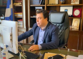 ΔΗΜΟΣ ΠΥΡΓΟΥ: Μάσκες και αντισηπτικά από τον Τομεάρχη Πολιτισμού ΝΔ Χρήστο Σούλη