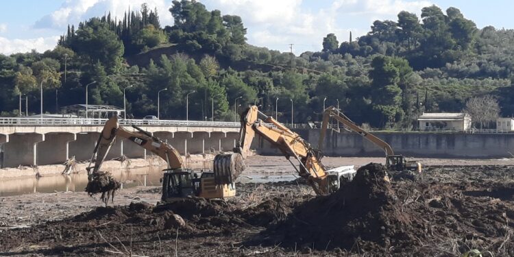 Επίσκεψη Αντιπεριφερειάρχη Π.Ε Ηλείας Β. Γιαννόπουλου και των Αντιπεριφερειαρχών Θ.Μαυρομμάτη και Ν.Κοροβέση, στο Φράγμα Αλφειού