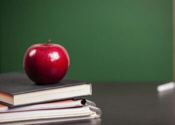 ΑΓΩΝΙΣΤΙΚΗ ΣΥΣΠΕΙΡΩΣΗ ΕΚΠΑΙΔΕΥΤΙΚΩΝ (ΣΕΠΕ ΠΥΡΓΟΥ  -ΑΡΧΑΙΑΣ ΟΛΥΜΠΙΑΣ): “Η Παράταξη του δικτύου (ΣΥΡΙΖΑ) ψηφίζει ΔΑΚΕ”