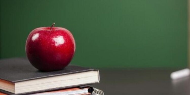 ΑΓΩΝΙΣΤΙΚΗ ΣΥΣΠΕΙΡΩΣΗ ΕΚΠΑΙΔΕΥΤΙΚΩΝ (ΣΕΠΕ ΠΥΡΓΟΥ -ΑΡΧΑΙΑΣ ΟΛΥΜΠΙΑΣ): “Η Παράταξη του δικτύου (ΣΥΡΙΖΑ) ψηφίζει ΔΑΚΕ”