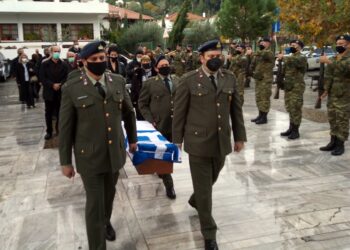 Στο πάνθεο των Ηρώων ο Χαράλαμπος Καραγκούνης (φωτος)