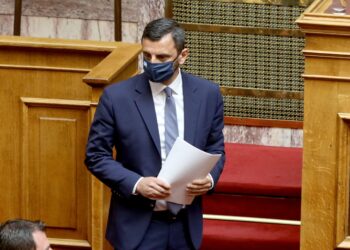 ΑΝΔΡΕΑΣ ΝΙΚΟΛΑΚΟΠΟΥΛΟΣ: Νέα παρέμβαση με επίκαιρη ερώτηση για τους γιατρούς στα Νοσοκομεία