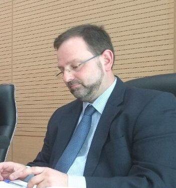 “Ισχυρή και αποφασιστική Περιφέρεια για τον Άνθρωπο και την Κοινωνία!”
