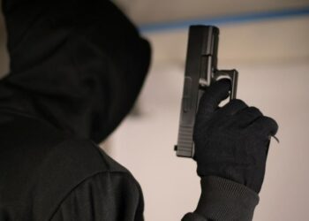 Συνελήφθησαν δύο άτομα στην Ζαχάρω Ηλείας για διαρρήξεις καταστημάτων