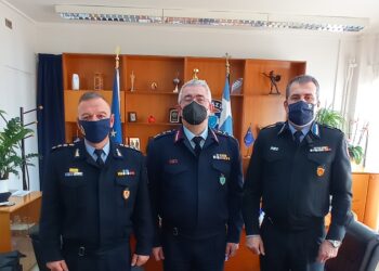 Εθιμοτυπική επίσκεψη του Περιφερειακού Διοικητή της Πυροσβεστικής Υπηρεσίας Δυτικής Ελλάδας και του Διοικητή Πυροσβεστικών Υπηρεσιών Αχαΐας στη Γενική Περιφερειακή Αστυνομική Διεύθυνση Δυτικής Ελλάδας Ελλάδας